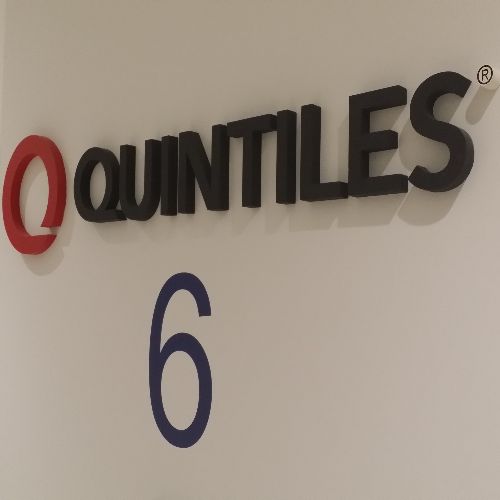 Quintiles - kompletná realizácia 3D loga